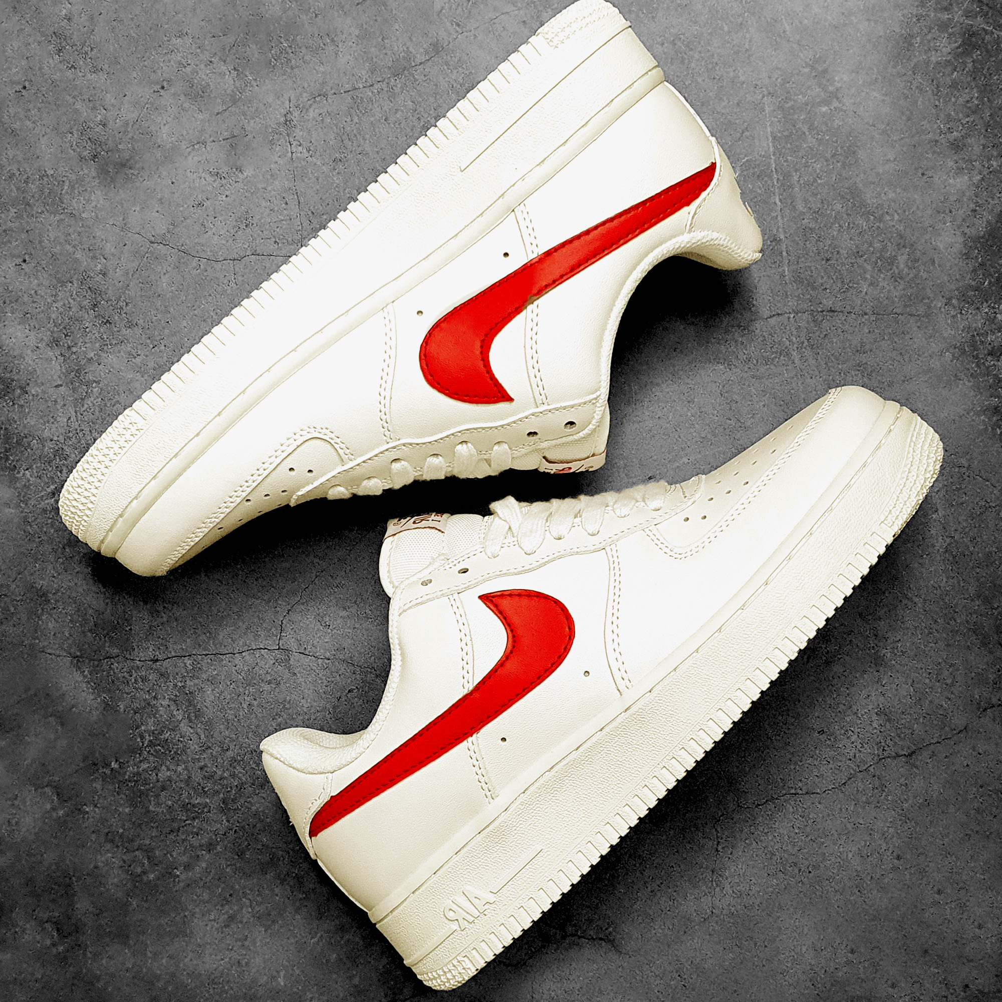 Nike Air Force 1 White Red Hook - Teemosneaker
